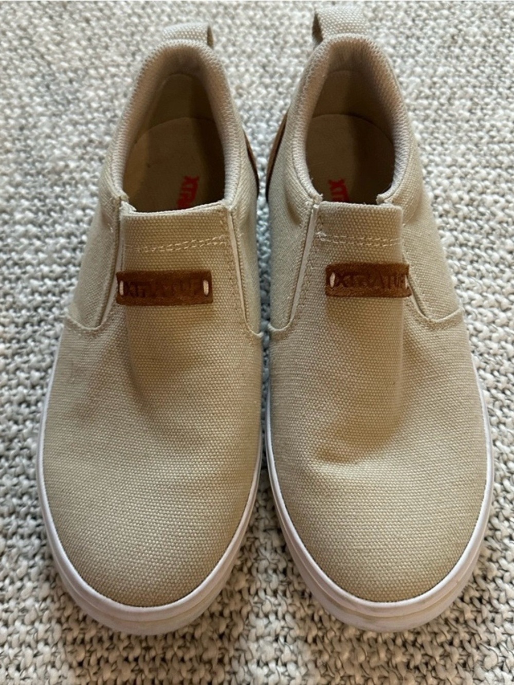 Xtratuf Tan Canvas Sharkbite women’s deck shoes, size 7, excellent condition